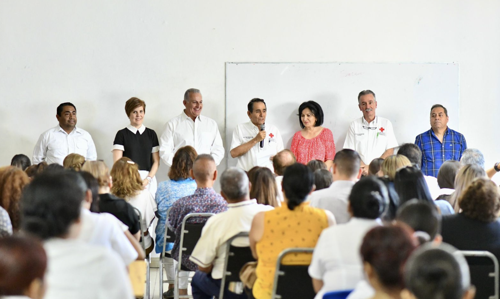 Visita Román Cepeda la Cruz Roja Torreón para dar seguimiento al trabajo conjunto con la Administración Municipal