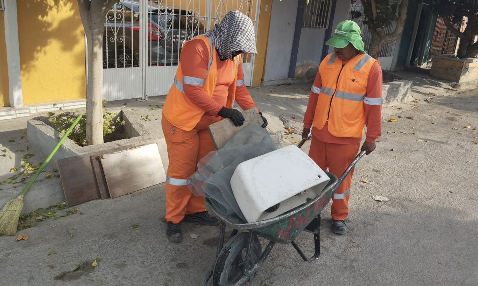 Servicios Públicos recolectó 160 toneladas de desechos durante la brigada municipal en Las Julietas