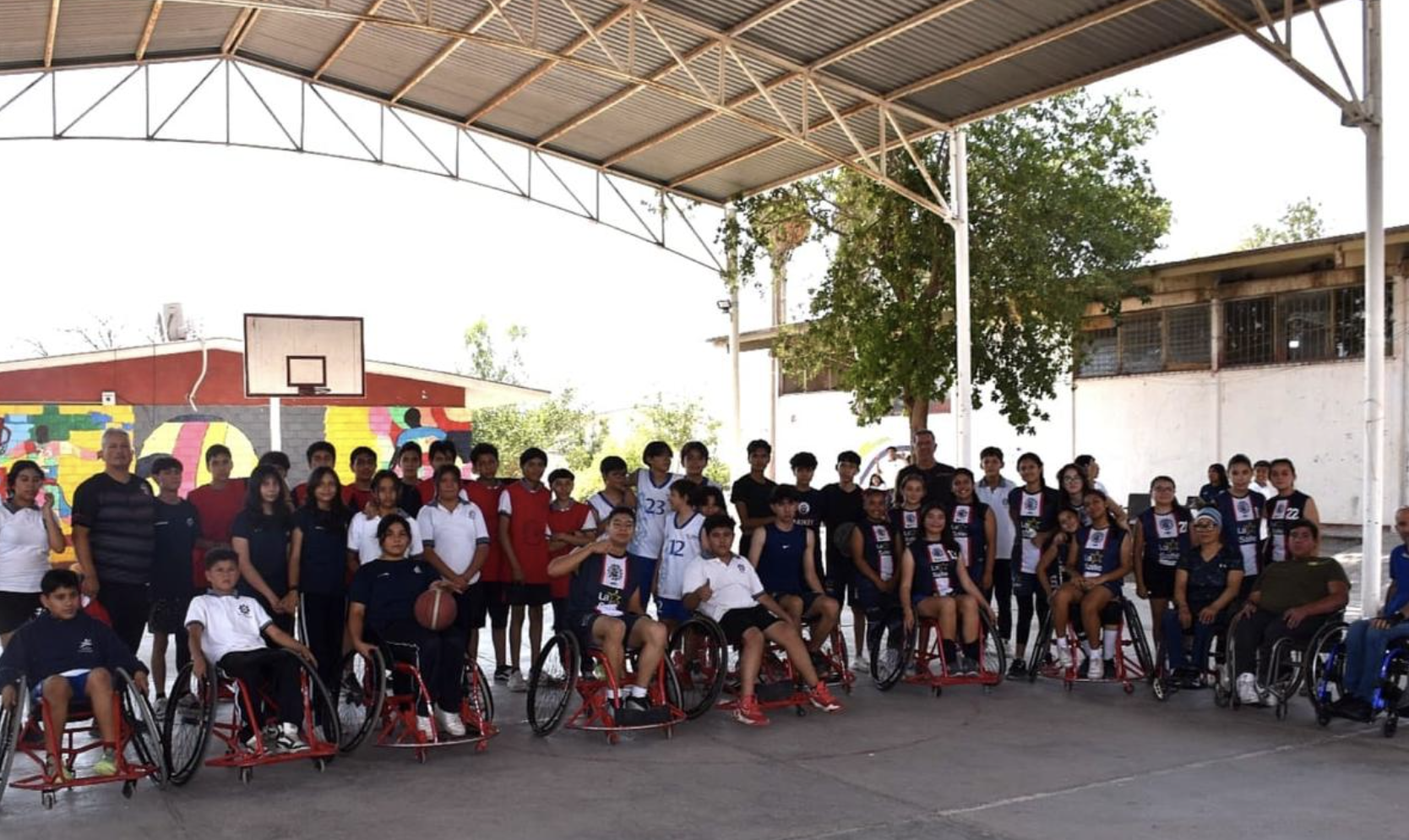 Torreón promueve inclusión y empatía con partido de basquetbol en silla de ruedas
