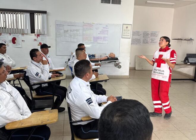 Capacitan en primeros auxilios a 150 elementos de Tránsito y Vialidad