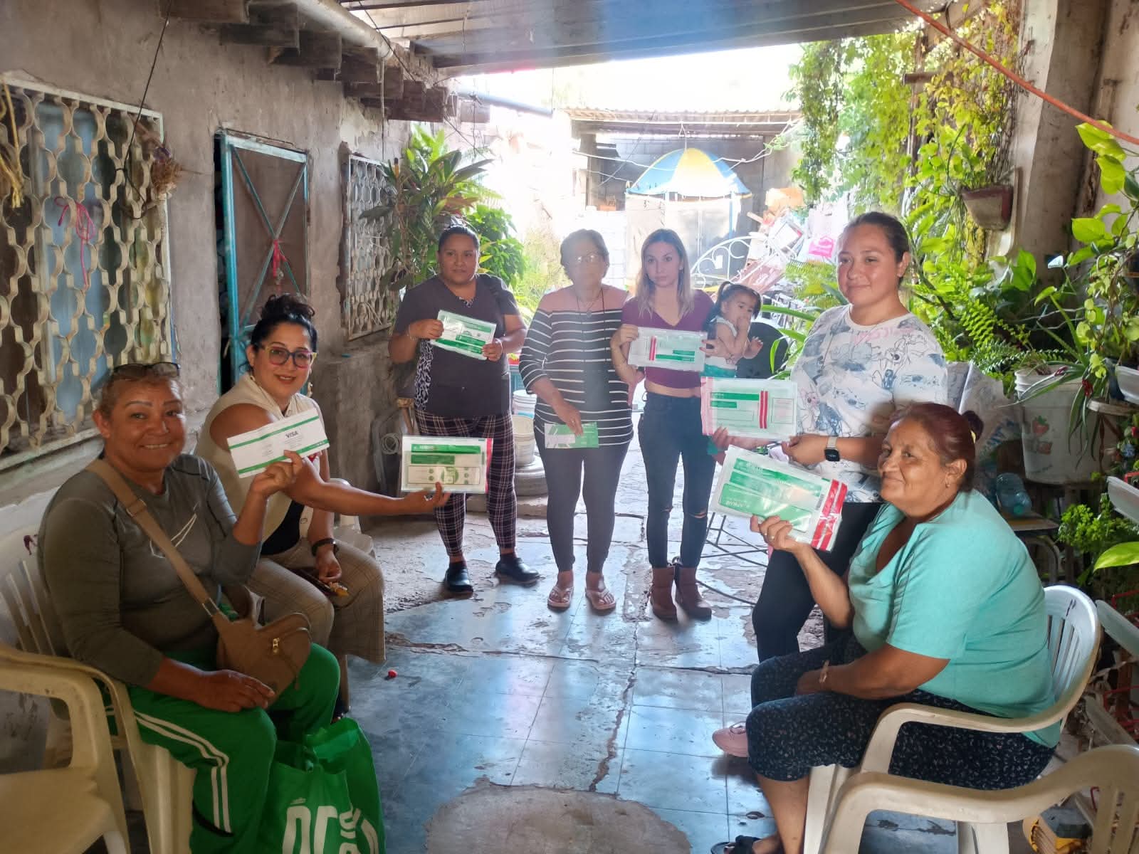 Promueven el programa “Las Mujeres Siempre Pueden” en dependencias y colonias