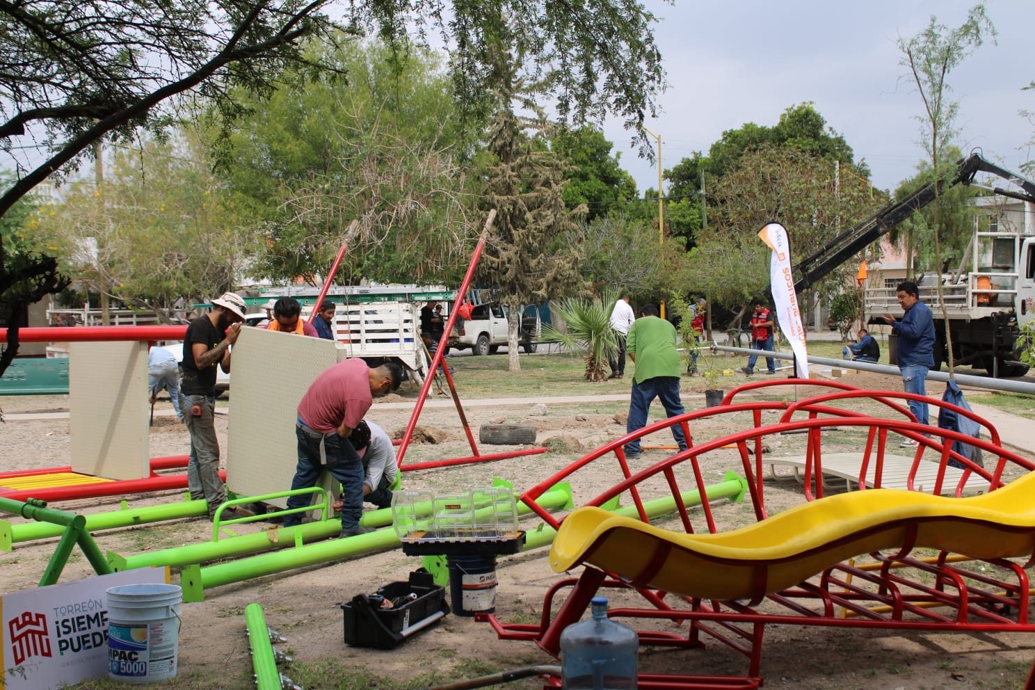 Programa “100 Plazas De 0 a 100” transformó ya 50 espacios públicos en Torreón