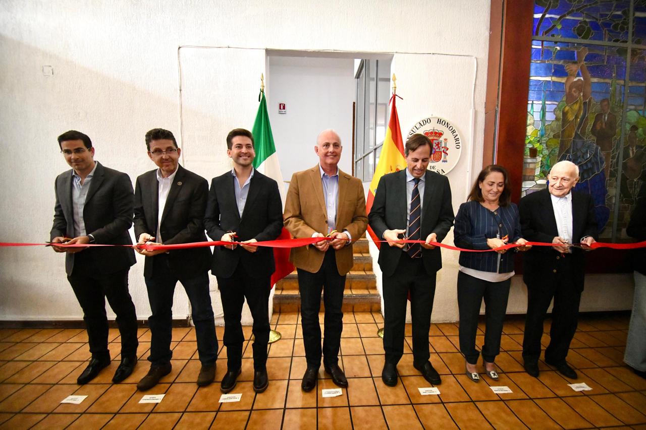 Román Alberto Cepeda González asiste a la reapertura del Consulado Honorario Español en Torreón