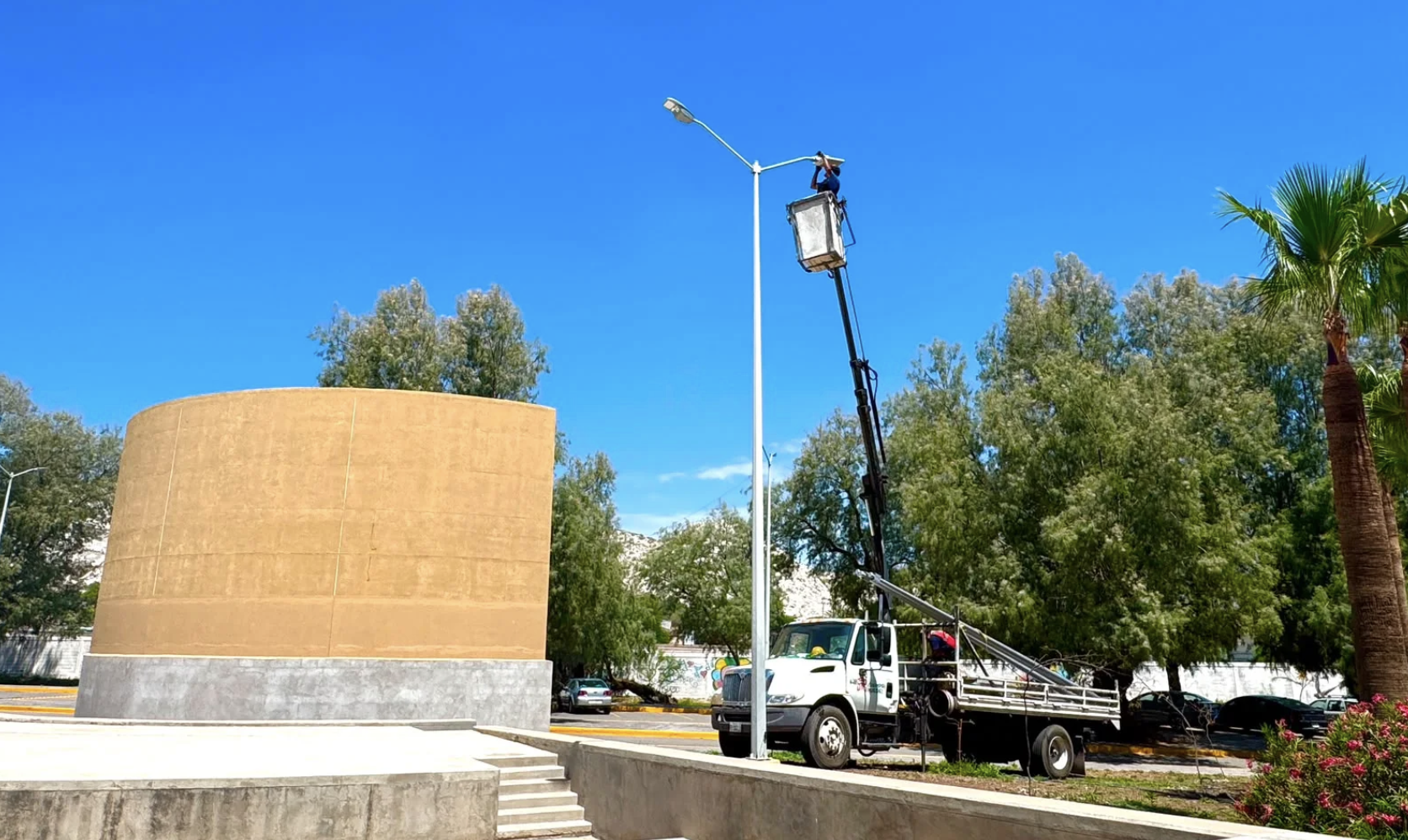 Modernizan alumbrado en el complejo deportivo La Jabonera