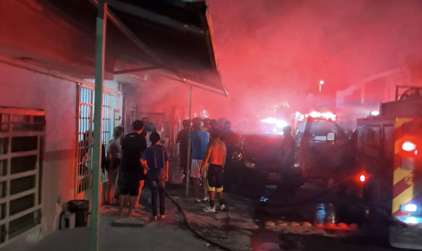 Joven madre y su hijo mueren por inhalación de humo tras incendio en vivienda de Torreón