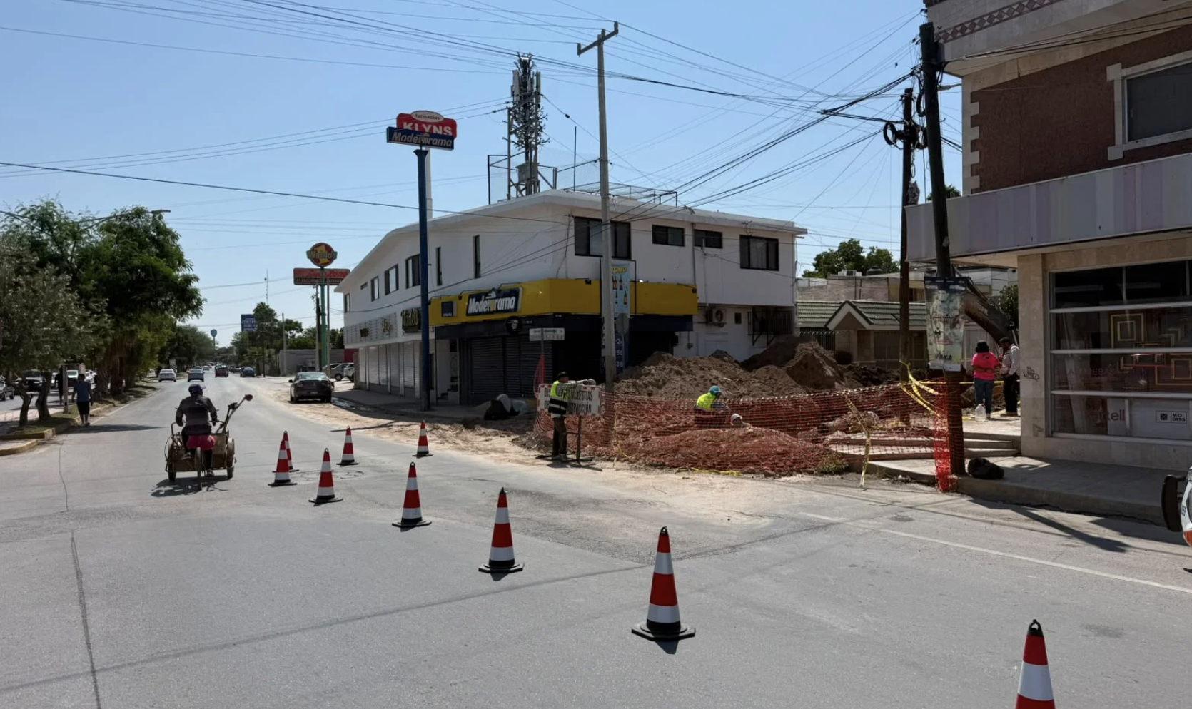 Tránsito y Vialidad coordina ajustes viales por obras del colector Viena